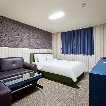 Galleria Hotel Сувон Экстерьер фото