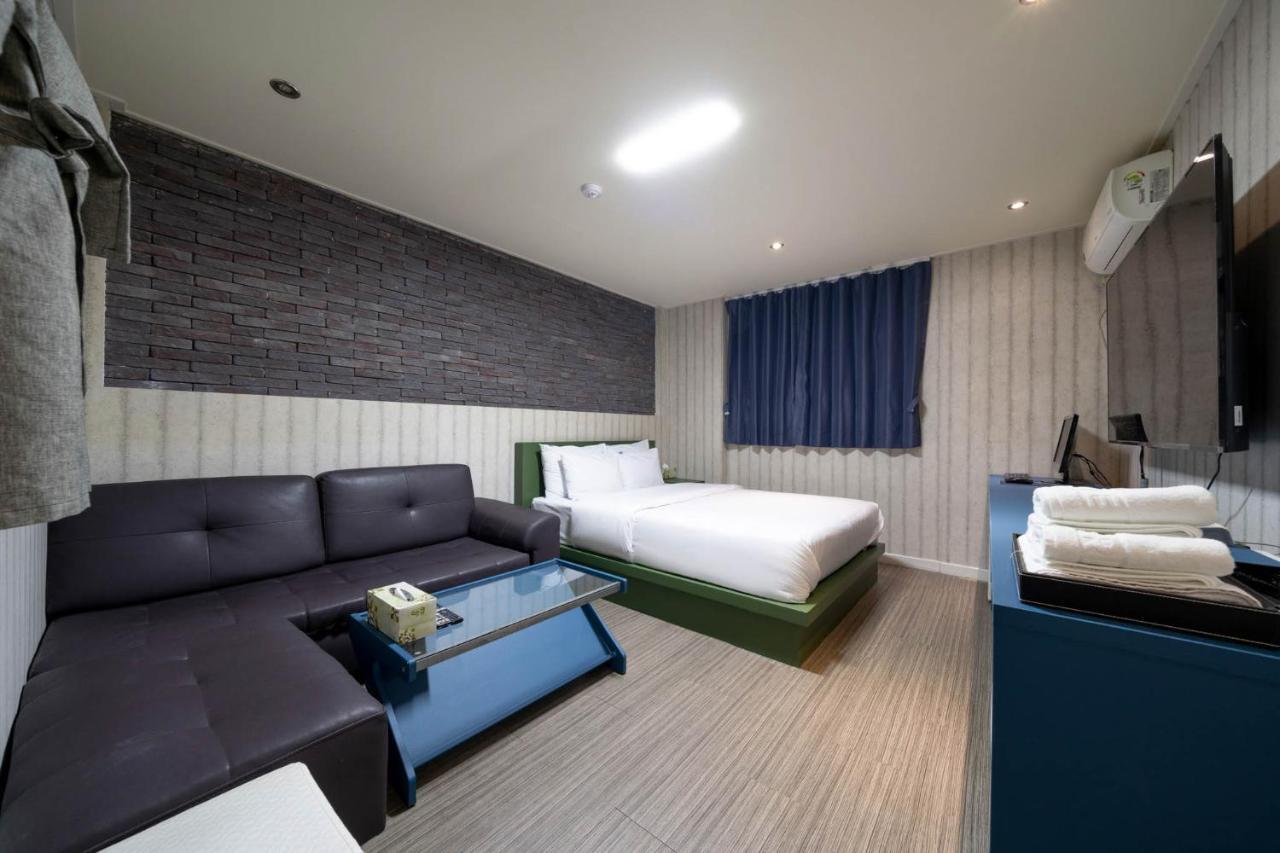 Galleria Hotel Сувон Номер фото